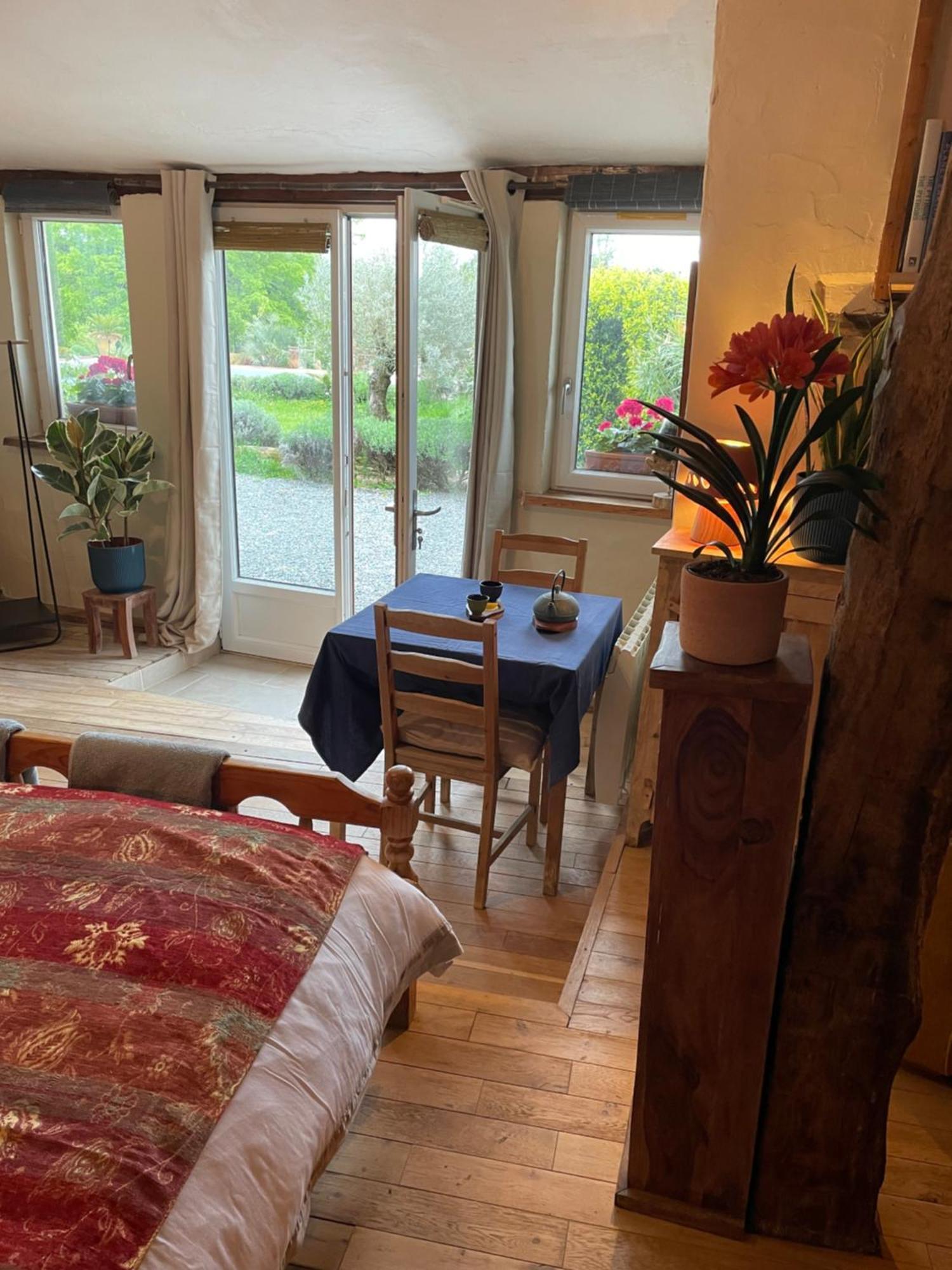 Delightful French Rustic Studio Jumilhac-le-Grand Kültér fotó